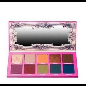 Jeffree star androgyny palette! Brand new!!